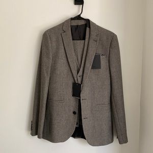 ASOS Men’s 3 Piece Wool Houndstooth Suit, Size 36